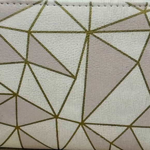 Women's Luv Betsey by Betsey Johnson Geometric Zip Wallet Gold Pink 4"x5" - Picture 15 of 16